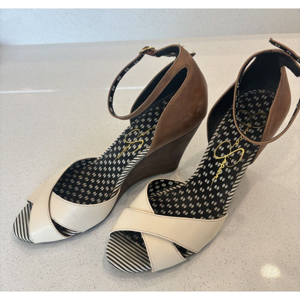 Jessica Simpson Two Tone Wedge
